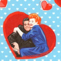 I Love Lucy - Lucy and Desi Heart Toss